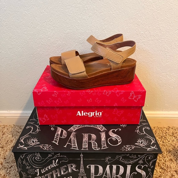 Alegria Women's Tan Wedge Sandals - Picture 2 of 3